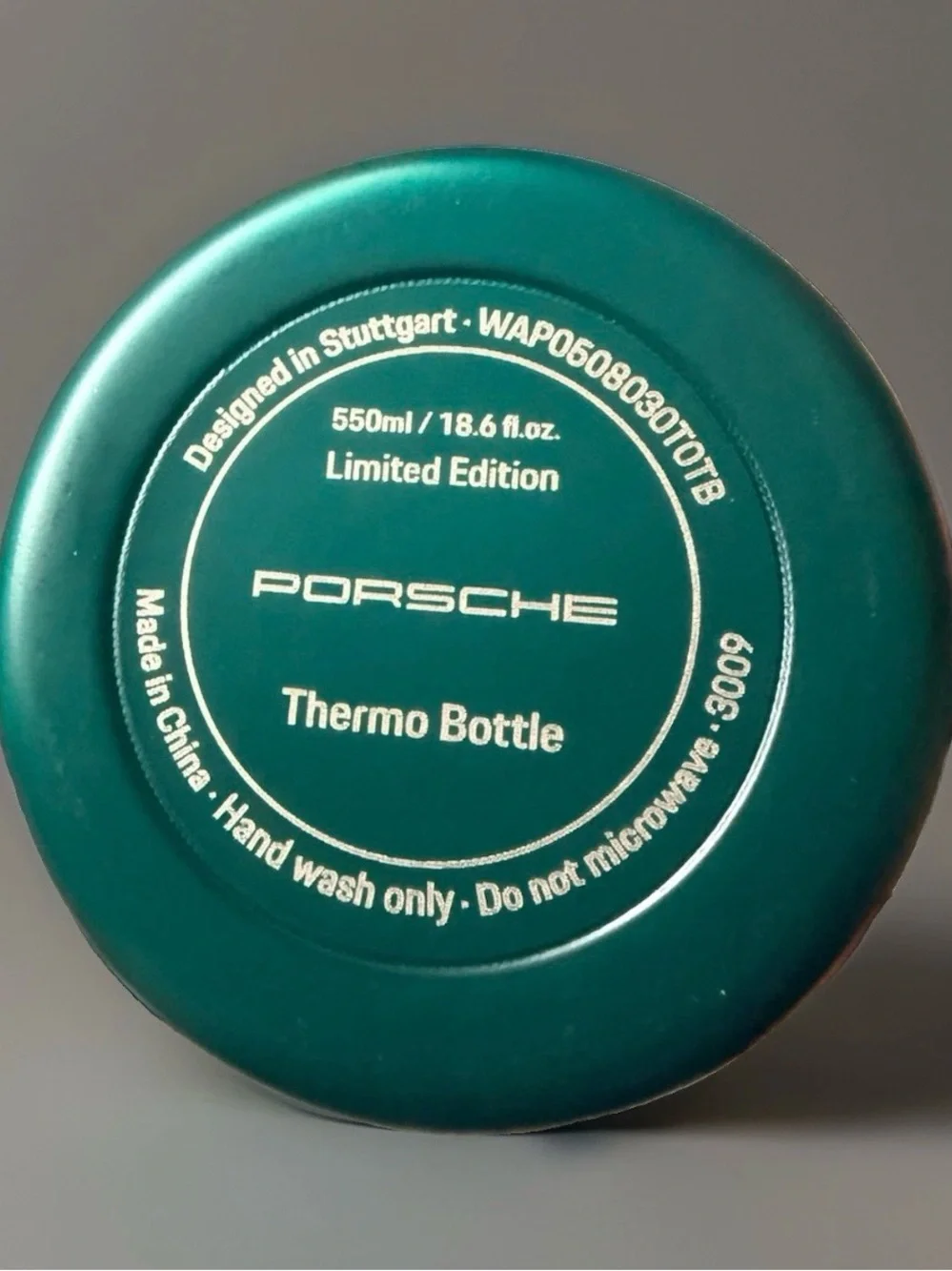 Porsche Thermo Bottle Vacuum Flask 550ml Shades of Green Twist Lid